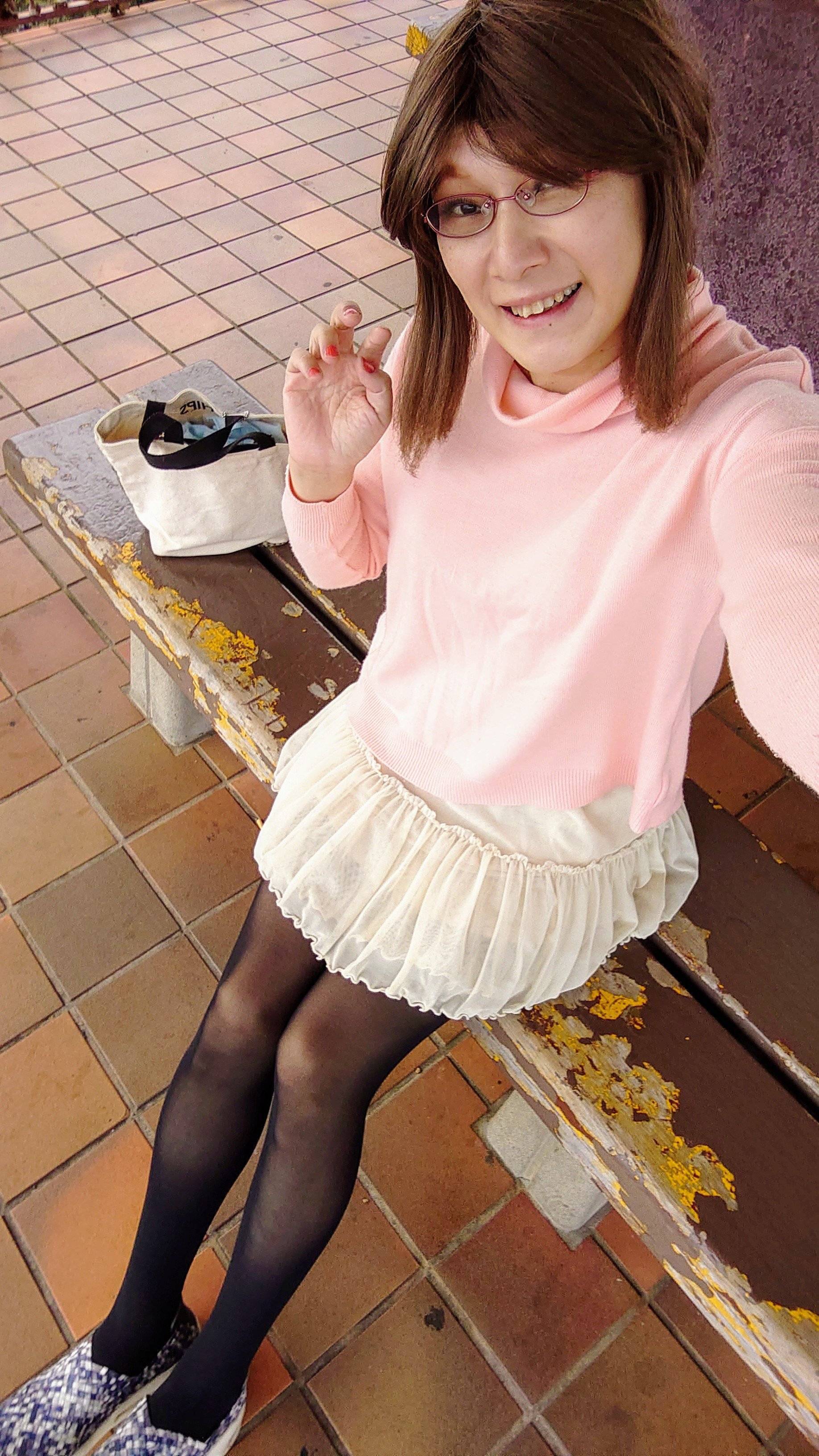 ミニスカ女装っ娘 見えそうだよ 3819 2 ミニスカ女装っ娘 見えそうだよ 3819 2
