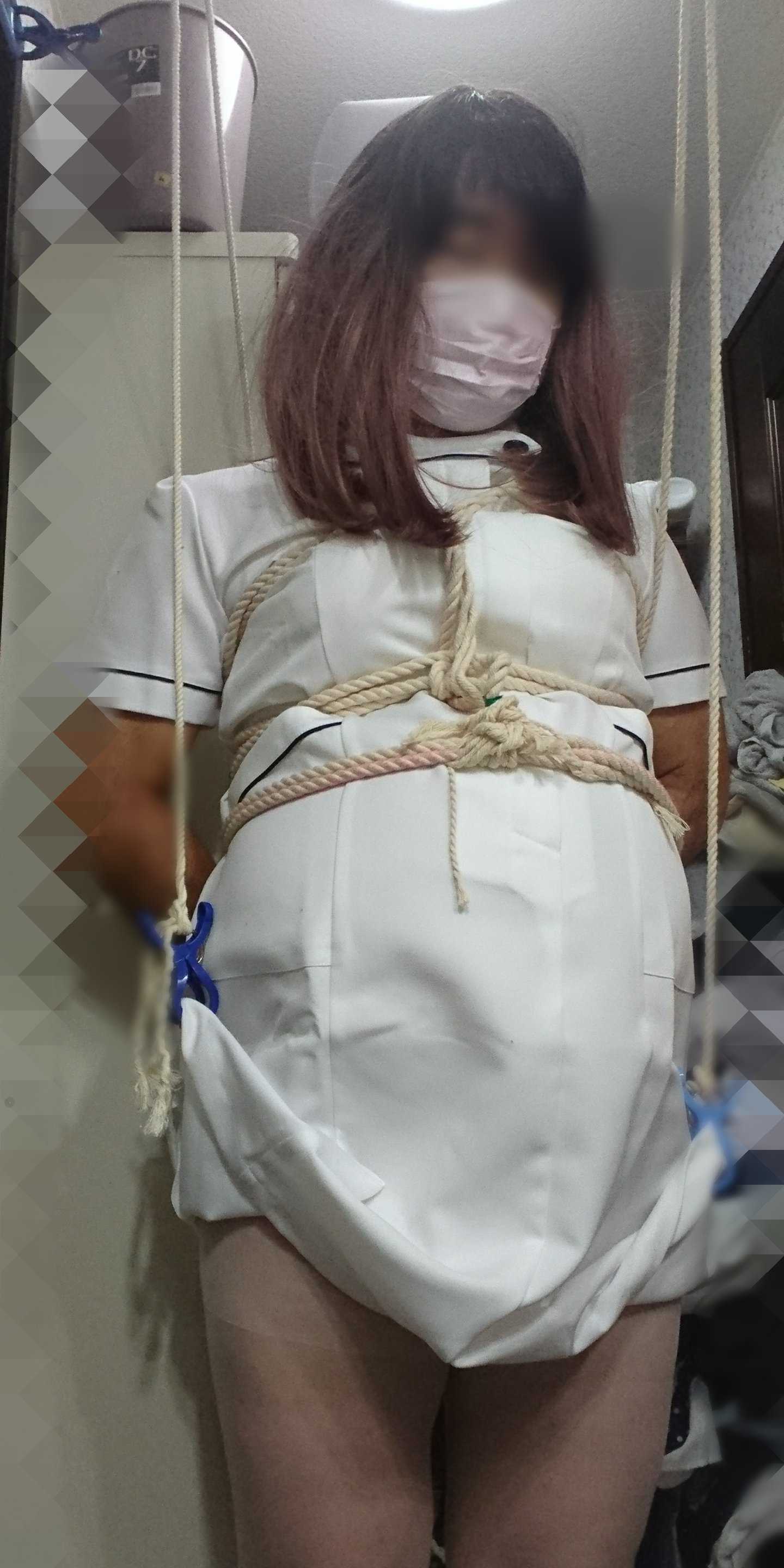 昭和ナース服緊縛画像 